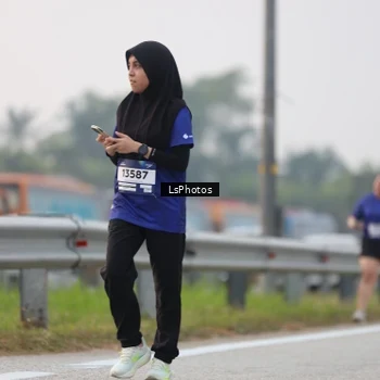 Runner Photo 7316286