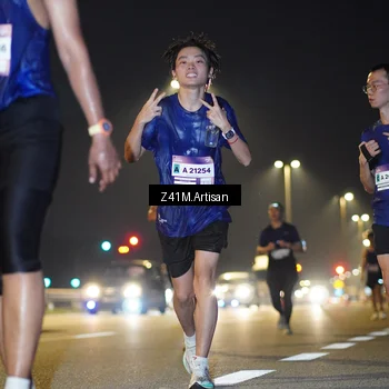Runner Photo 7316288