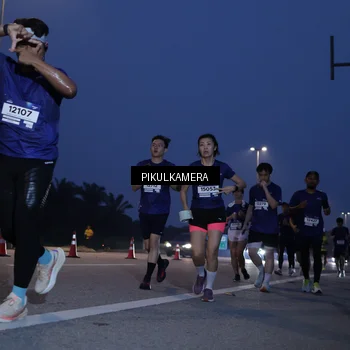 Runner Photo 7316316
