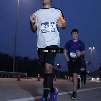 Runner Photo 7316317