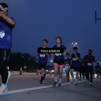 Runner Photo 7316329