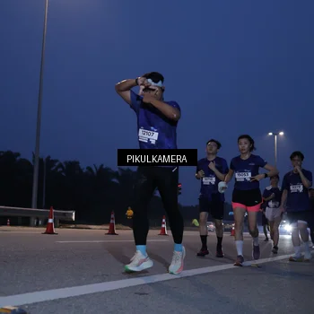 Runner Photo 7316347