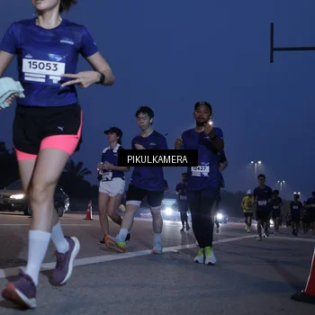 Runner Photo 7316355
