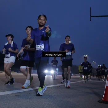Runner Photo 7316374