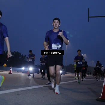 Runner Photo 7316456