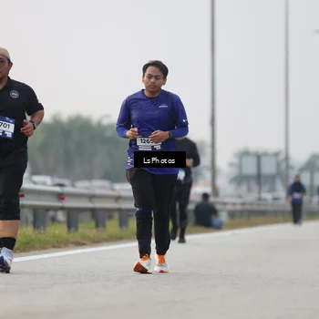 Runner Photo 7316458