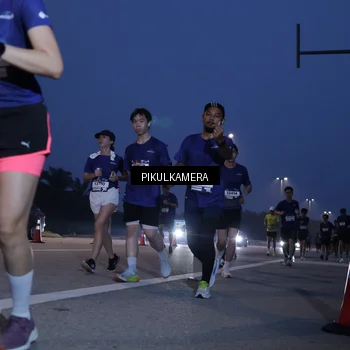 Runner Photo 7316480