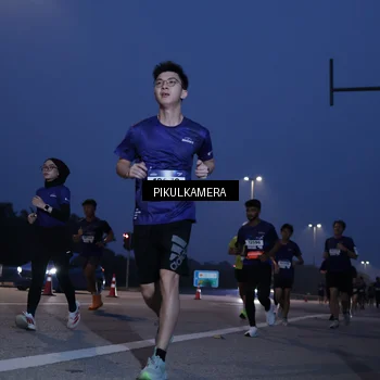 Runner Photo 7316495