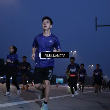Runner Photo 7316511