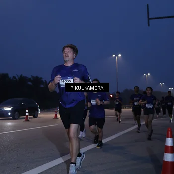 Runner Photo 7316531