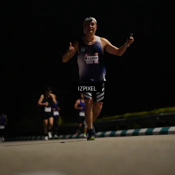 Runner Photo 7316549