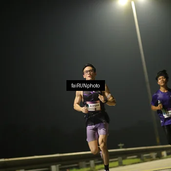 Runner Photo 7316565