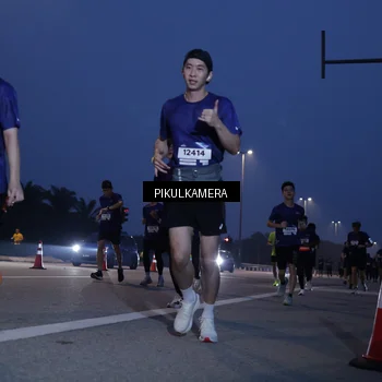 Runner Photo 7316617