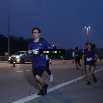 Runner Photo 7316628