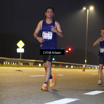 Runner Photo 7316676