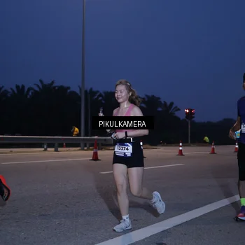 Runner Photo 7316712