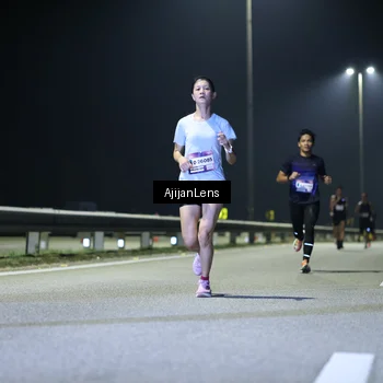 Runner Photo 7316713