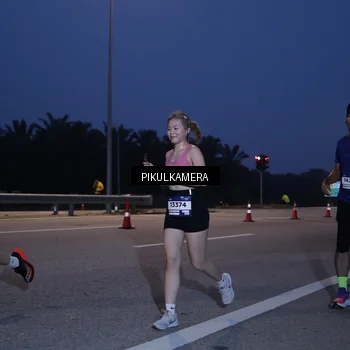 Runner Photo 7316719