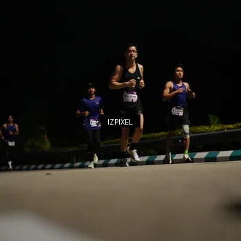 Runner Photo 7316725