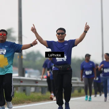 Runner Photo 7316731