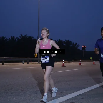 Runner Photo 7316732
