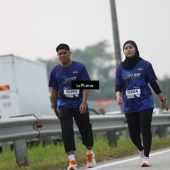 Runner Photo 7316747