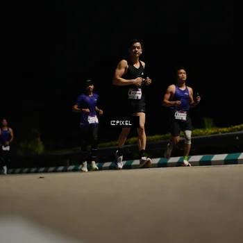 Runner Photo 7316751