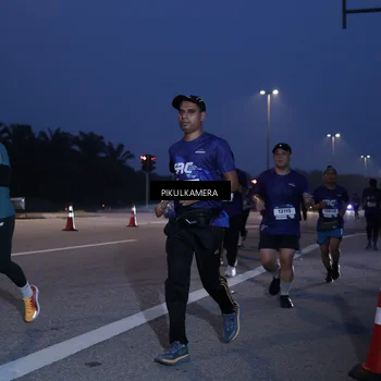 Runner Photo 7316792
