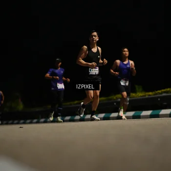 Runner Photo 7316814