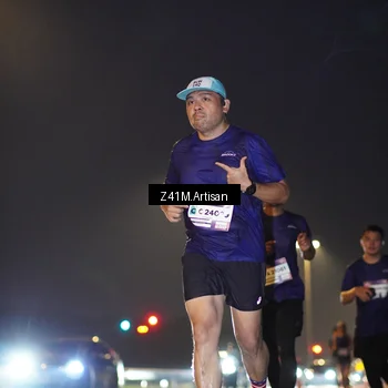 Runner Photo 7316818