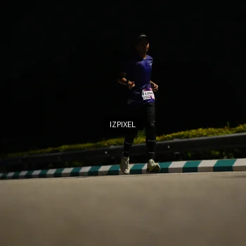 Runner Photo 7316834