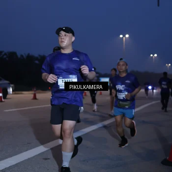 Runner Photo 7316890