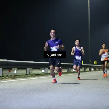 Runner Photo 7316901