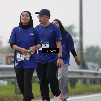 Runner Photo 7316910