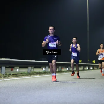 Runner Photo 7316912
