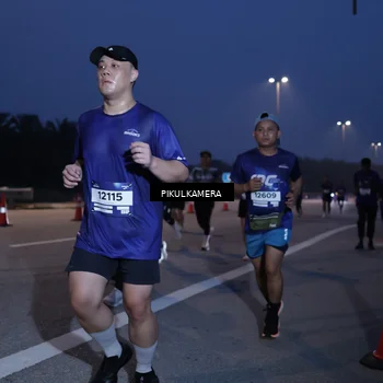 Runner Photo 7316930