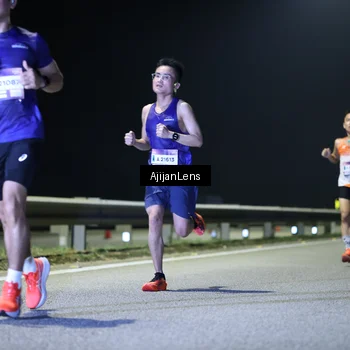Runner Photo 7317038