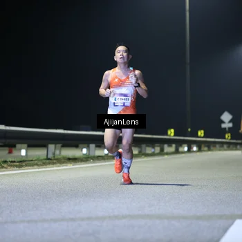 Runner Photo 7317049