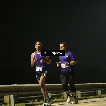 Runner Photo 7317070