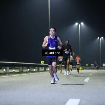 Runner Photo 7317073