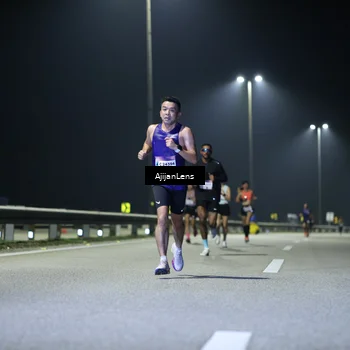 Runner Photo 7317086