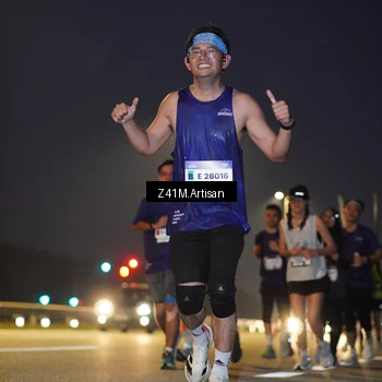 Runner Photo 7317112
