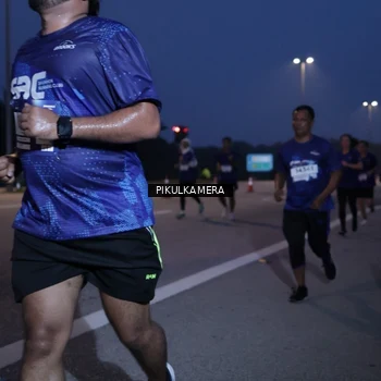 Runner Photo 7317141