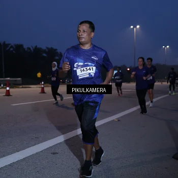 Runner Photo 7317172