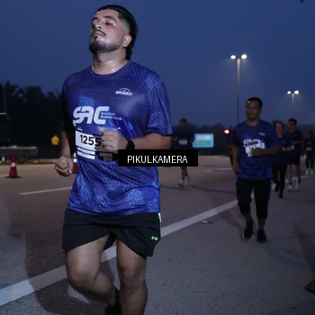 Runner Photo 7317174