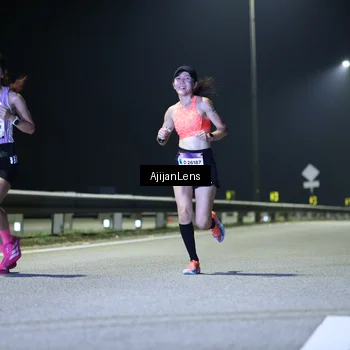 Runner Photo 7317200