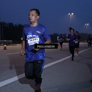 Runner Photo 7317271