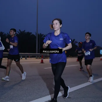 Runner Photo 7317286