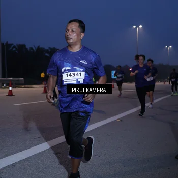 Runner Photo 7317296