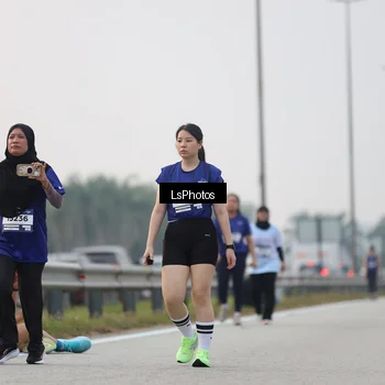 Runner Photo 7317315